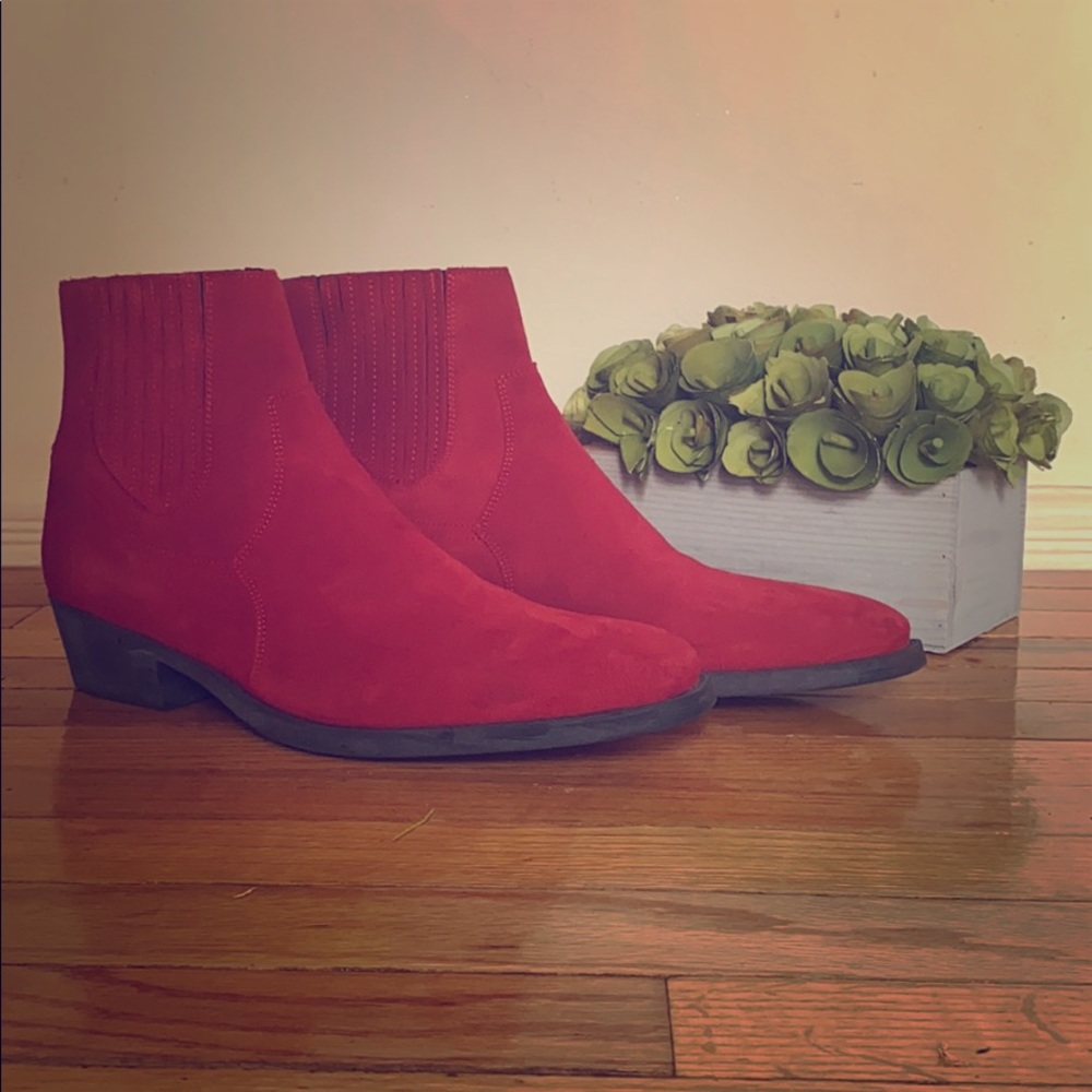 Chelsea Boots